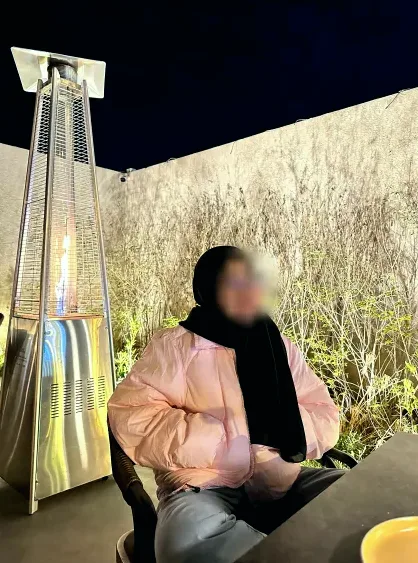 Bernadett, 34