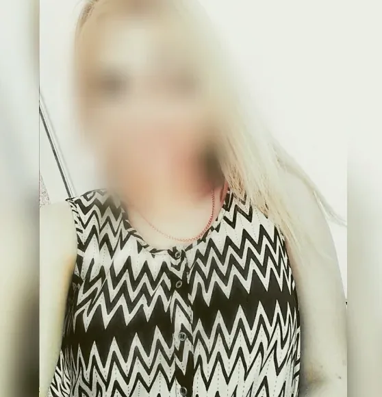 Bettina, 29