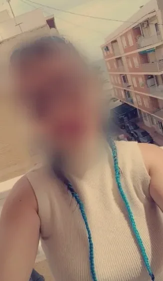 Dorina, 32