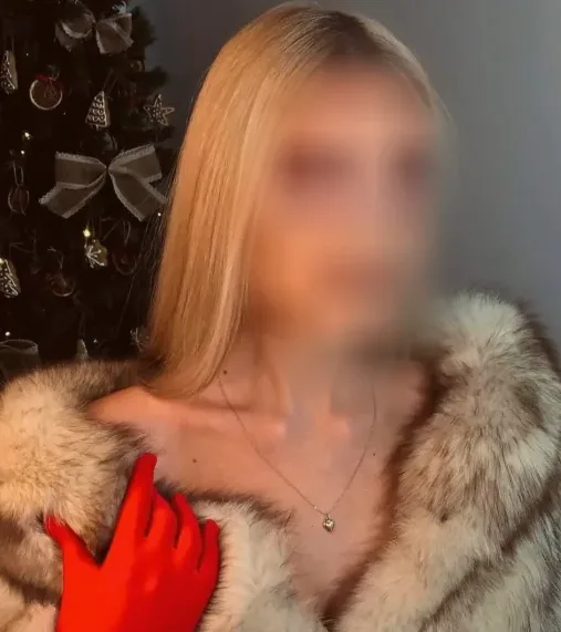 Fanni, 30