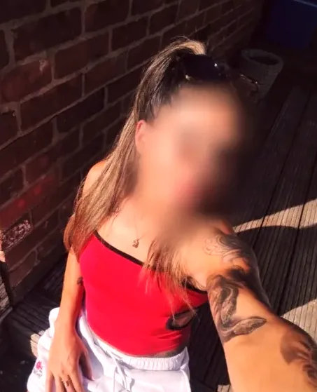 Henrietta, 30