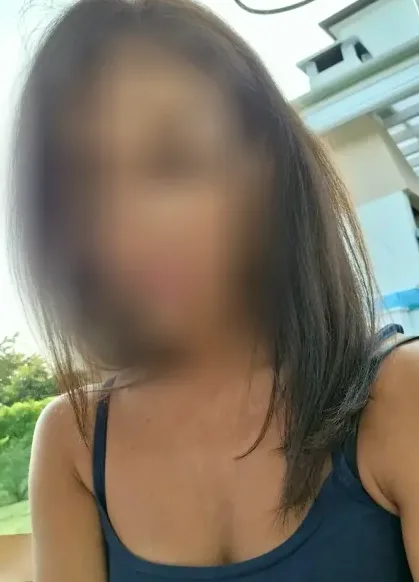 Kamilla, 35