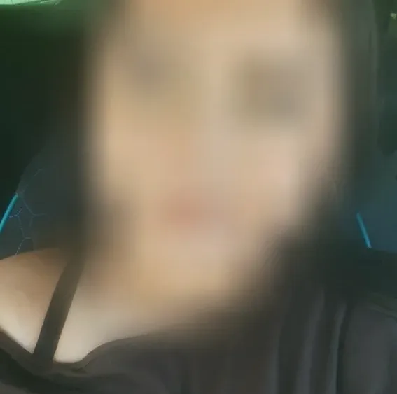 Kitti, 18