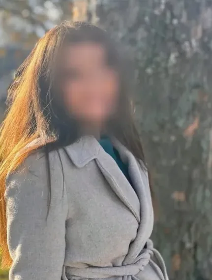 Kitti, 29