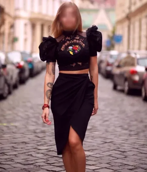 Léna, 35