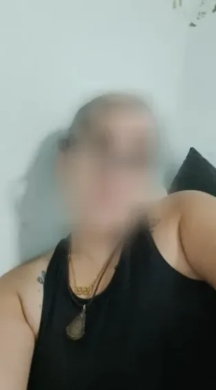 Petronella, 35